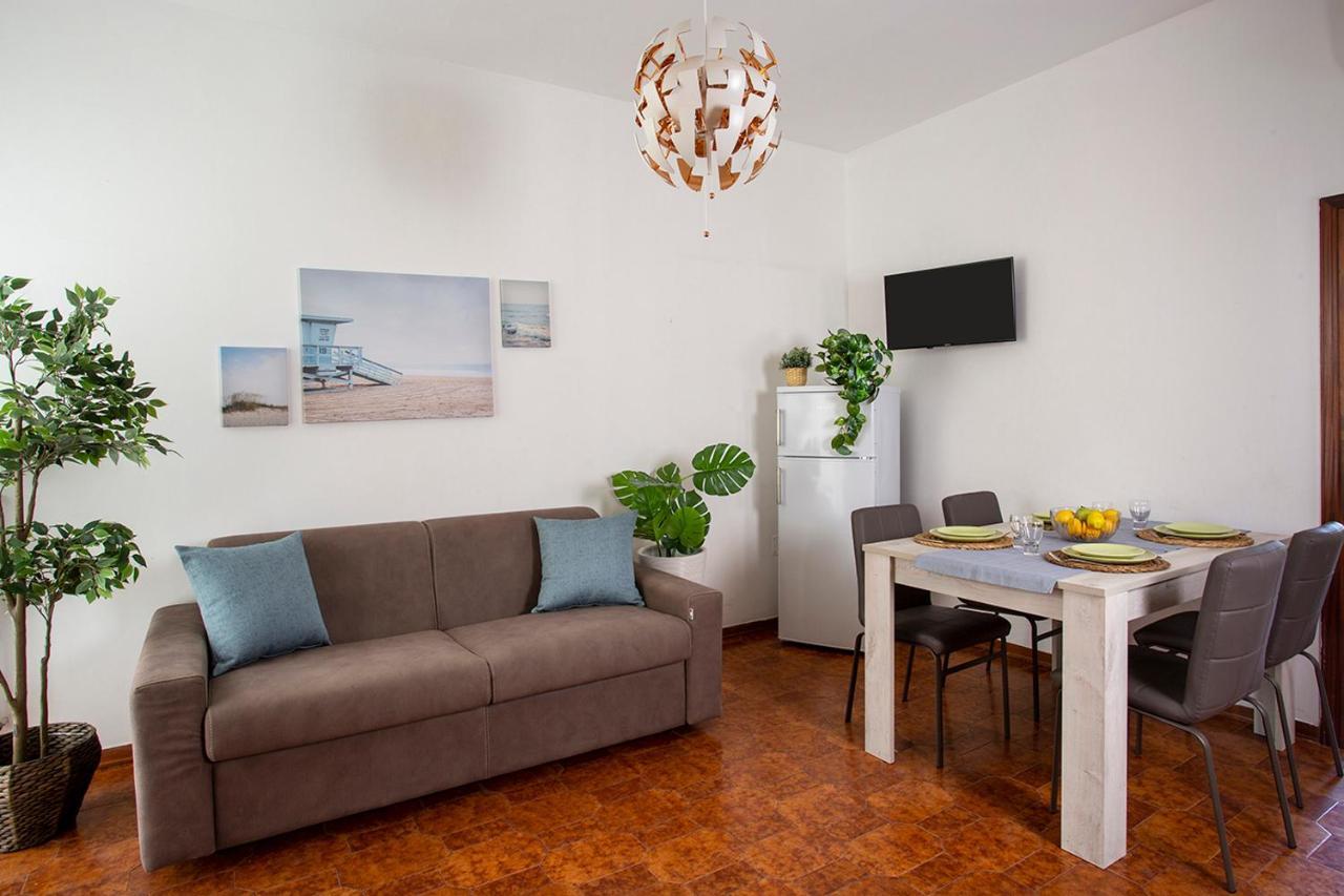 Appartamenti Villa Miramare Rimini Exteriér fotografie