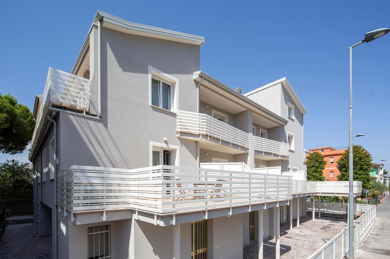 Appartamenti Villa Miramare Rimini Exteriér fotografie